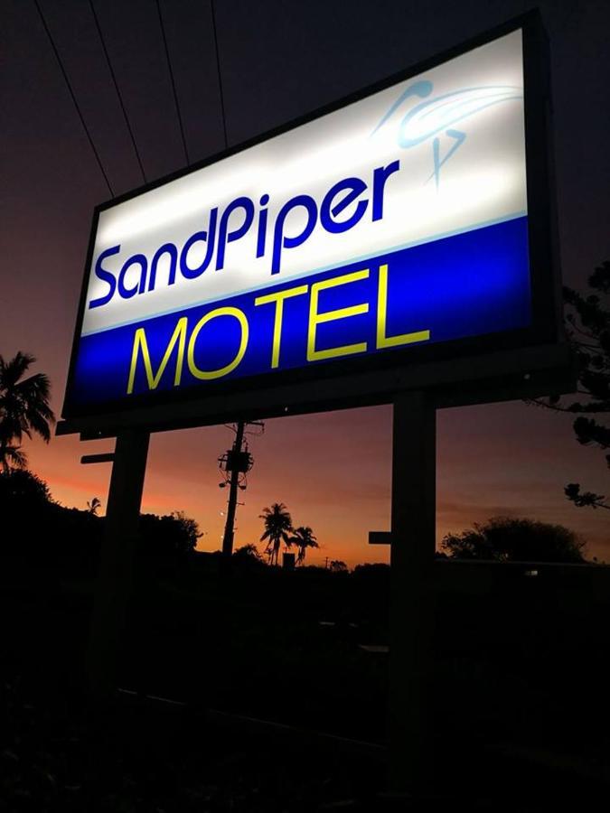 Sandpiper Motel Grasstree Beach Екстериор снимка